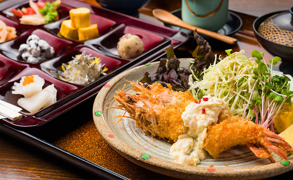 エビフライ定食